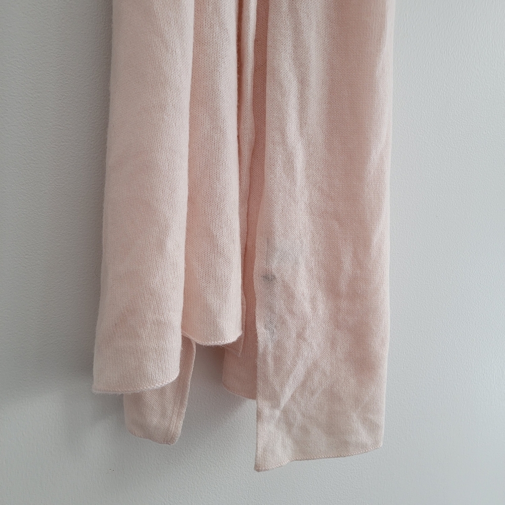 InCashmere Soft Pink Scarf Cashmere Wrap Shawl Luxury Beautiful One Size - Picture 3 of 6